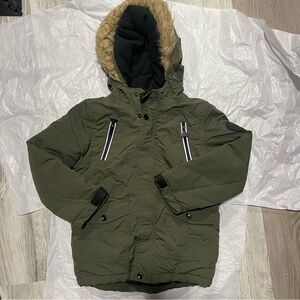 Tahari kids boy’s jacket size 6